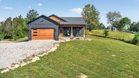 1394 Aaron Barnett Rd, Lawrenceburg, KY 40342