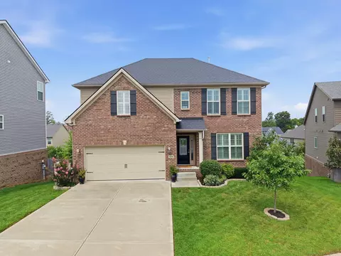 109 Waxwing Ln, Nicholasville, KY 40356