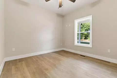 Bedroom - 221 Pine Tree Circle Dr, Nancy, KY 42544 photo 1 of 8