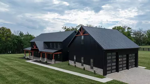 6006 Waters Edge Way, Maysville, KY 41056