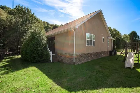 Exterior - 16 Windham Ln, Corbin, KY 40701 photo 3 of 9