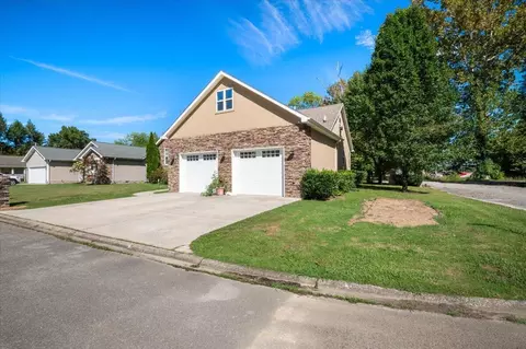 Exterior - 16 Windham Ln, Corbin, KY 40701 photo 8 of 9
