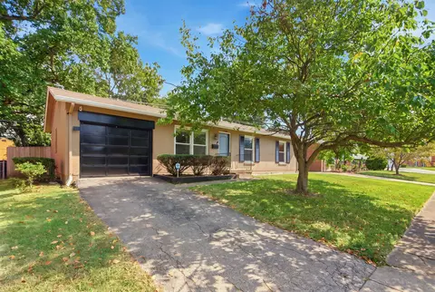 2168 Lansill Rd, Lexington, KY 40504