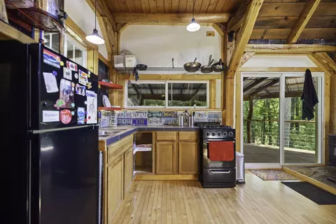 Kitchen - 258 Black Bear Ridge Rd, Campton, KY 41301 photo 2 of 3