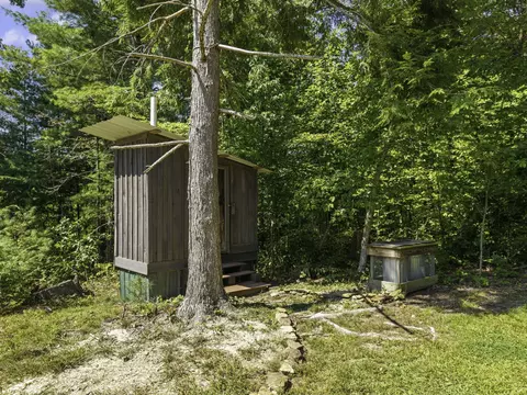 Exterior - 258 Black Bear Ridge Rd, Campton, KY 41301 photo 10 of 19