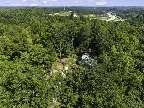 View/Area - 258 Black Bear Ridge Rd, Campton, KY 41301 photo 1 of 7