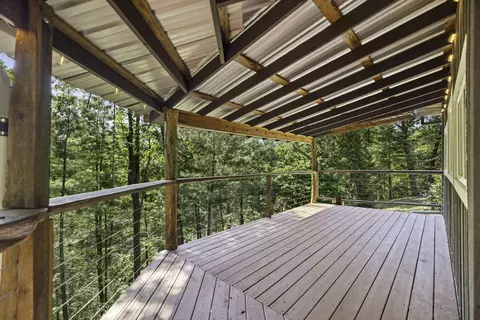 Exterior - 258 Black Bear Ridge Rd, Campton, KY 41301 photo 15 of 19