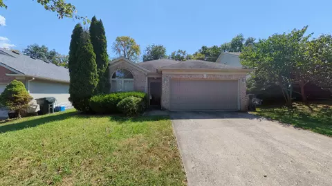 885 Henderson Dr, Lexington, KY 40515