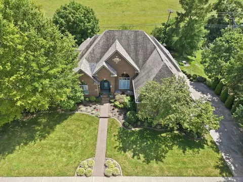 View/Area - 913 Cabernet Dr, Berea, KY 40403 photo 12 of 12
