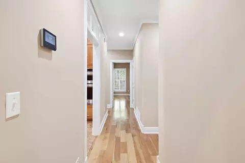 Entry Way - 913 Cabernet Dr, Berea, KY 40403 photo 3 of 5
