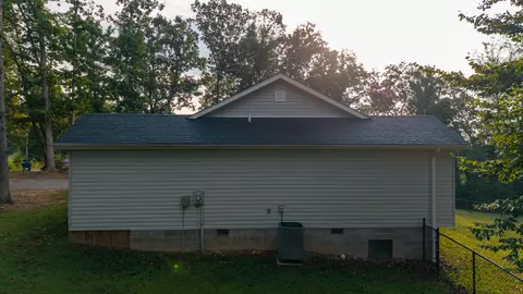 Exterior - 36 Lazy Trail Rd, Nancy, KY 42544 photo 12 of 14