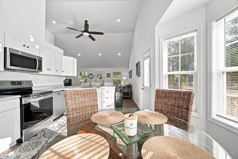 Dining - 36 Lazy Trail Rd, Nancy, KY 42544 photo 3 of 3