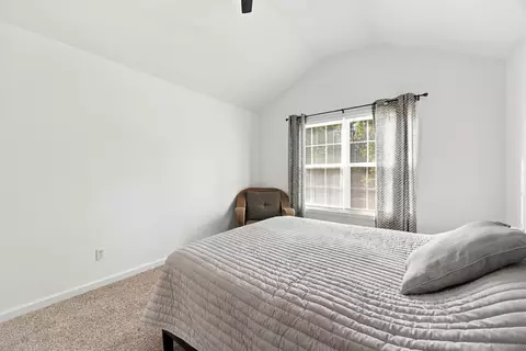 Bedroom - 36 Lazy Trail Rd, Nancy, KY 42544 photo 10 of 13