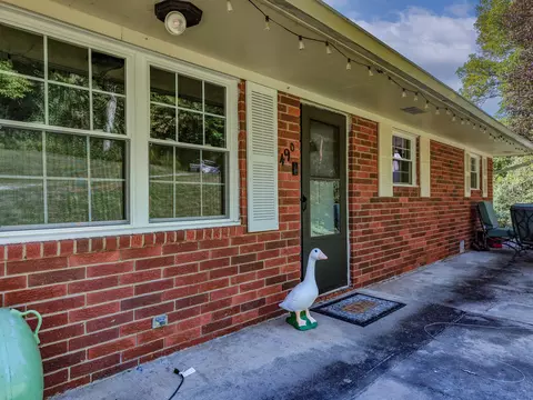 Exterior - 490 Cribbs Hl, Grayson, KY 41143 photo 6 of 7