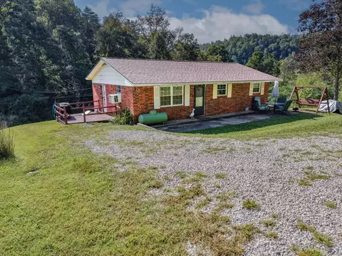 Exterior - 490 Cribbs Hl, Grayson, KY 41143 photo 7 of 7