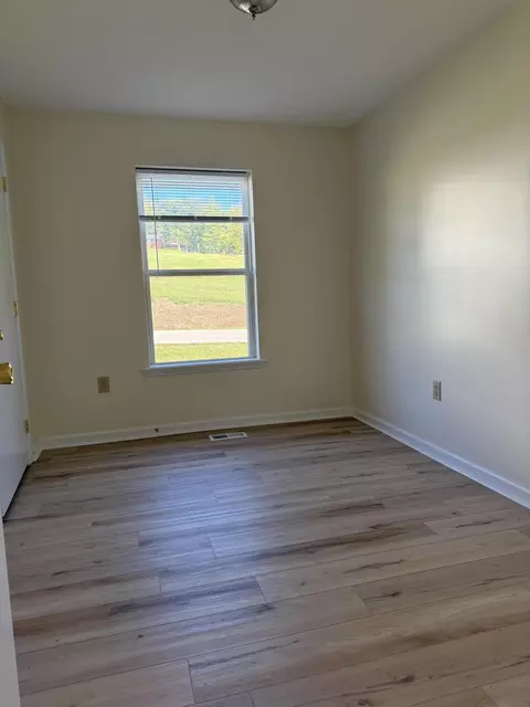 Bedroom - 21 Maple Ln, Morehead, KY 40351 photo 1 of 3