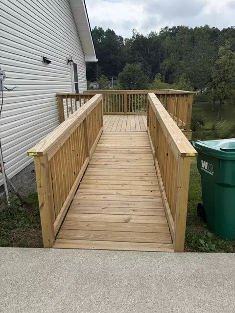 Exterior - 21 Maple Ln, Morehead, KY 40351 photo 10 of 11