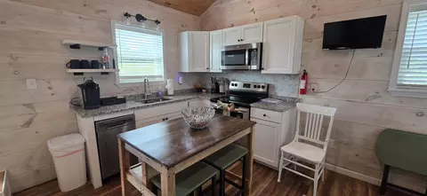 Kitchen - 128 Kiersten Dr, Nancy, KY 42544 photo 3 of 8