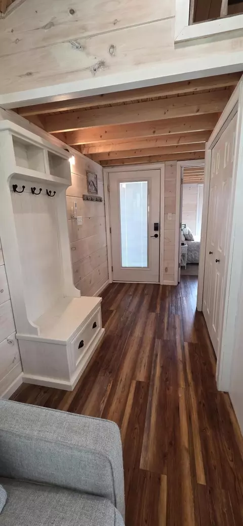 Entry Way - 128 Kiersten Dr, Nancy, KY 42544 photo 1 of 3