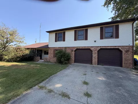 Exterior - 2004 Wingo Rd, Wingo, KY 42088 photo 4 of 14