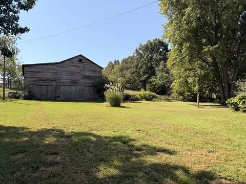 Exterior - 2004 Wingo Rd, Wingo, KY 42088 photo 11 of 14