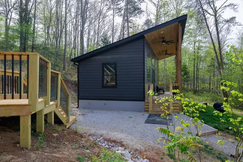 Exterior - 499 River Rock Rd, Stanton, KY 40380 photo 15 of 17