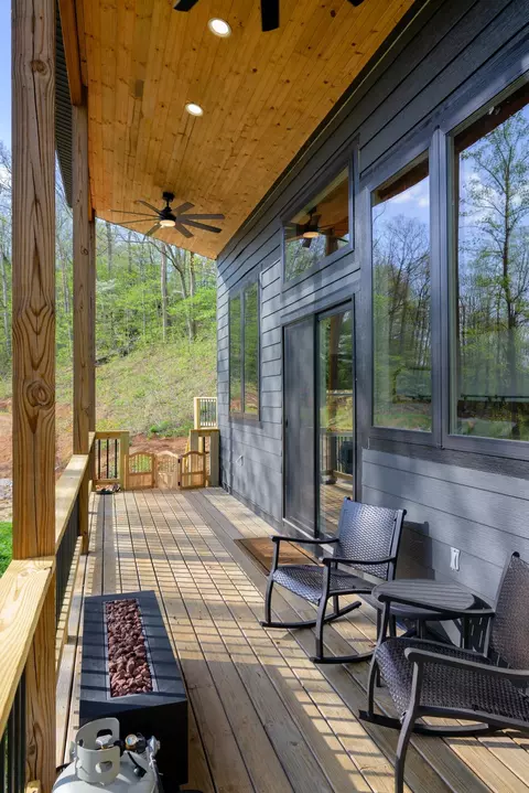 Exterior - 499 River Rock Rd, Stanton, KY 40380 photo 7 of 17