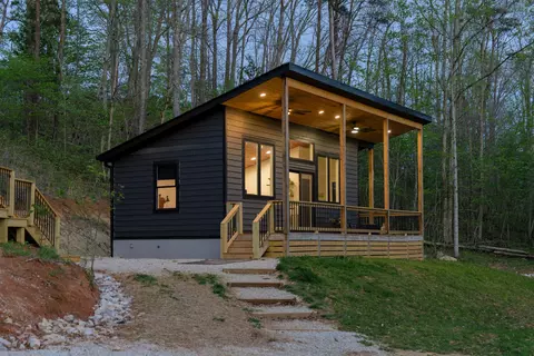 Exterior - 499 River Rock Rd, Stanton, KY 40380 photo 11 of 17