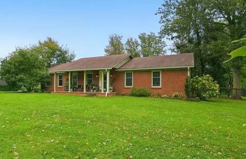 Exterior - 113 Merlin Dr, Georgetown, KY 40324 photo 2 of 17
