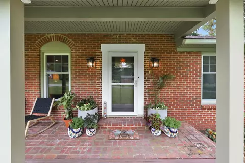 Exterior - 113 Merlin Dr, Georgetown, KY 40324 photo 4 of 17