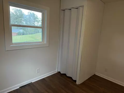 Bedroom - 711 N Green St, Corbin, KY 40701 photo 5 of 5