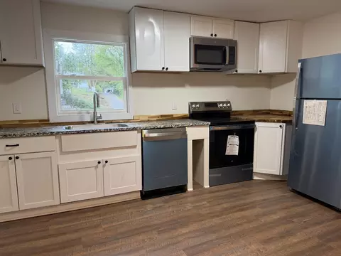 Kitchen - 711 N Green St, Corbin, KY 40701 photo 1 of 1