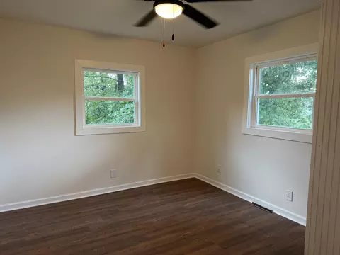 Bedroom - 711 N Green St, Corbin, KY 40701 photo 4 of 5