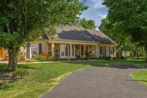 5487 Athens Walnut Hill Pike, Lexington, KY 40515