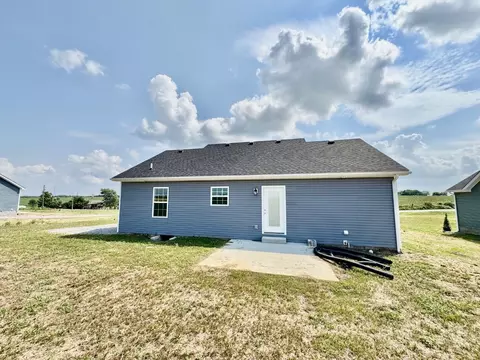 Exterior - 1556 Old Perryville Loop, Springfield, KY 40069 photo 2 of 6
