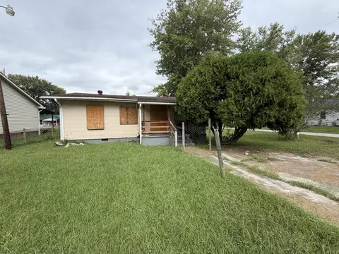 Exterior - 1801 1801 12 Exeter Ave, Middlesboro, KY 40965 photo 9 of 9