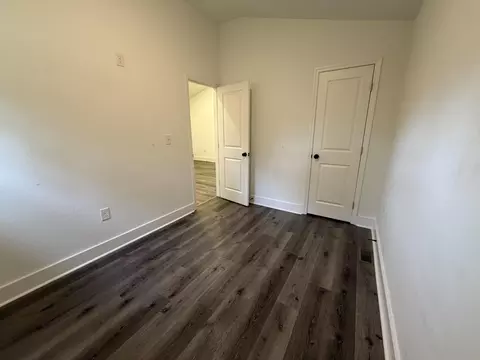 Bedroom - 1801 1801 12 Exeter Ave, Middlesboro, KY 40965 photo 3 of 3