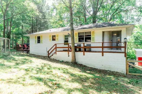 1160 Deer Run Rd, Lawrenceburg, KY 40342