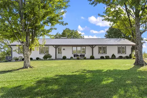 1039 Cole Rd, Winchester, KY 40391