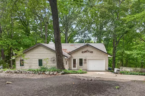 96 Bluebird Holw, Eddyville, KY 42038