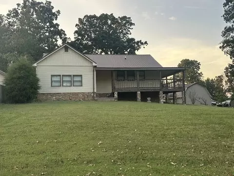 139 Sherwood Dr, Gilbertsville, KY 42044