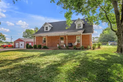 215 Danville Loop 1 Rd, Nicholasville, KY 40356