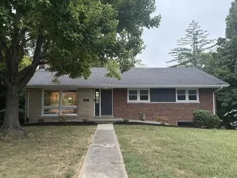 917 Holly Springs Dr, Lexington, KY 40504