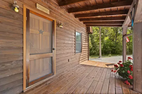 Exterior - 249 Diamond Ln, Wallingford, KY 41093 photo 14 of 17