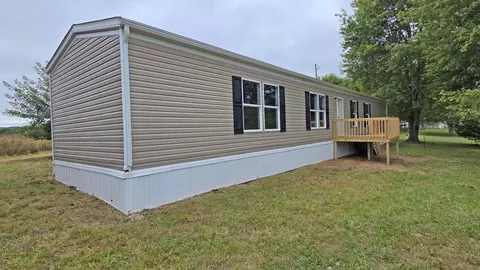 Exterior - 1805 Fogle Rd, Loretto, KY 40037 photo 3 of 3