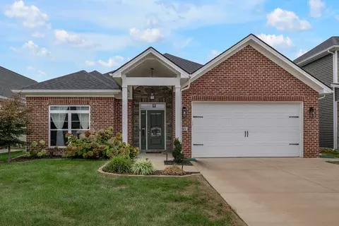 1313 Angus Trl, Lexington, KY 40509