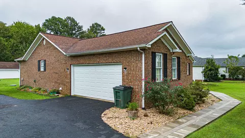Exterior - 140 Caleb Dr, Mayfield, KY 42066 photo 2 of 6