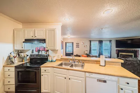 Kitchen - 140 Caleb Dr, Mayfield, KY 42066 photo 1 of 3