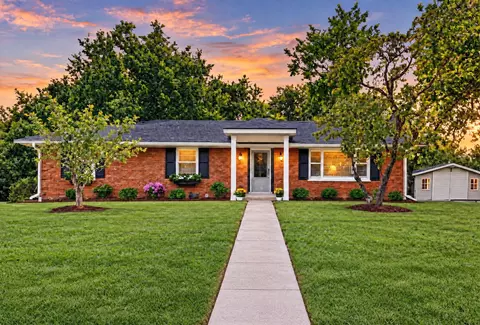 3272 Saxon Dr, Lexington, KY 40503