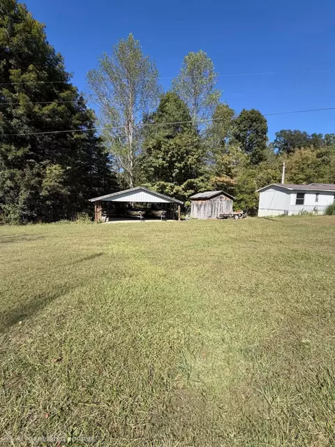 Exterior - 110 Indian Camp Trl, Corbin, KY 40701 photo 6 of 8